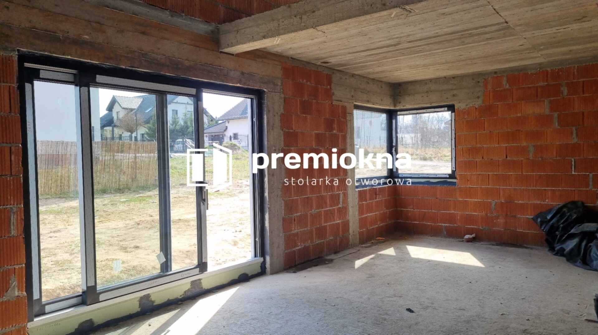 Montaż okien w Pyskowicach – dlaczego Premiokna?
